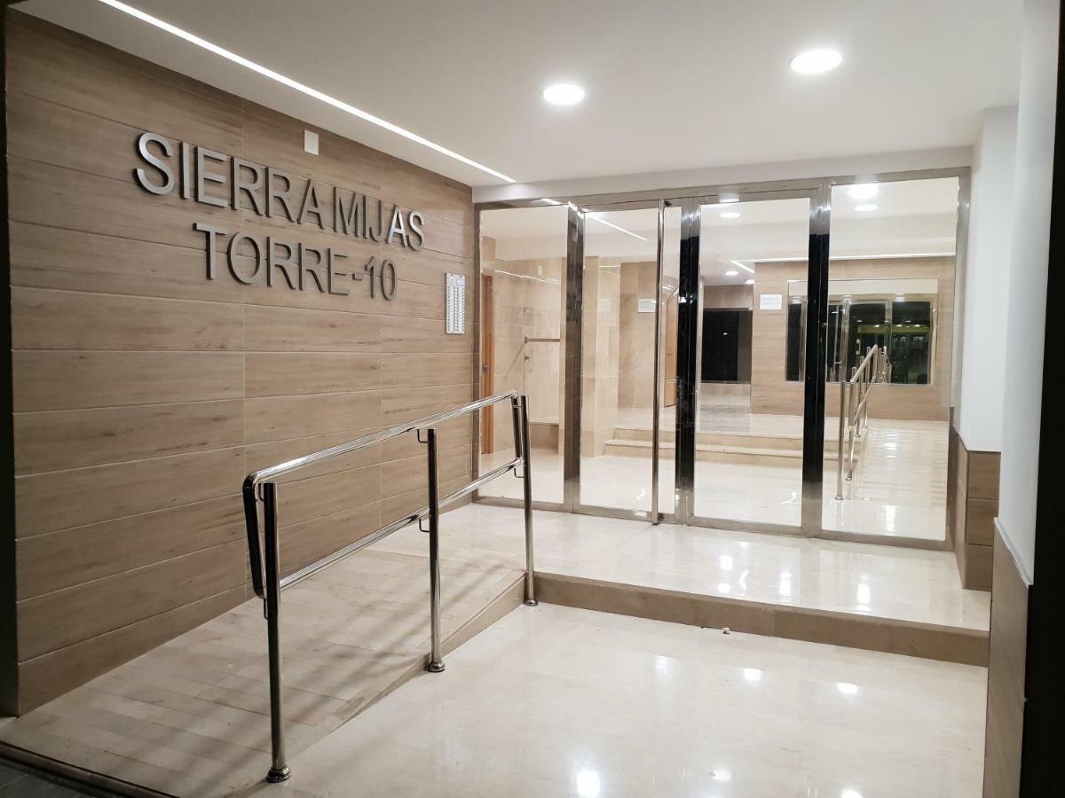 푸엔히롤라 Atico Con Gran Terraza 아파트 외부 사진